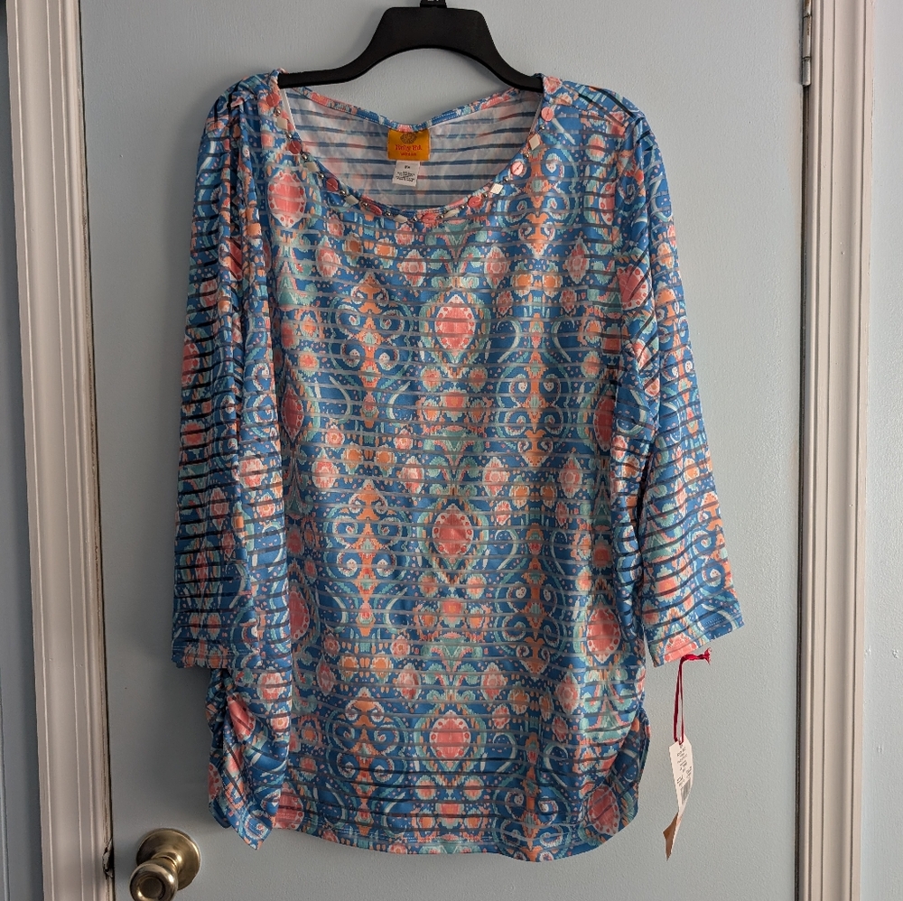 NWT women's 2x top